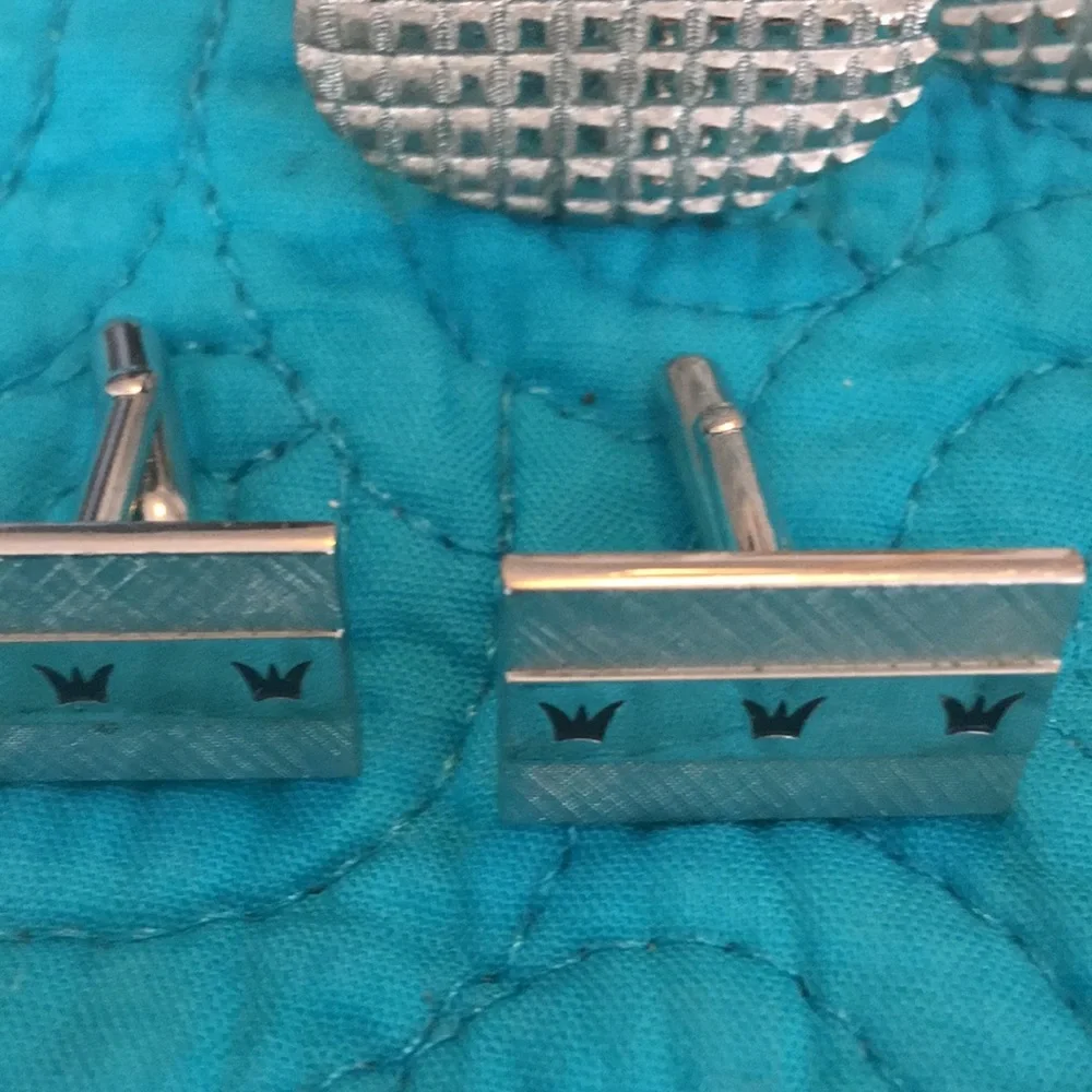 Cuff links wowwwwwwwwwww
